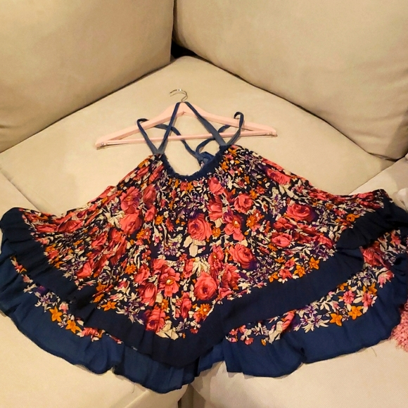 Free people whimsical halter back top size medium blue multicolor - Picture 2 of 3